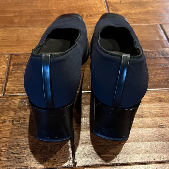 Navy Peter Kaiser size 10 square toe chunk heels in original box, EUC - Picture 4 of 6